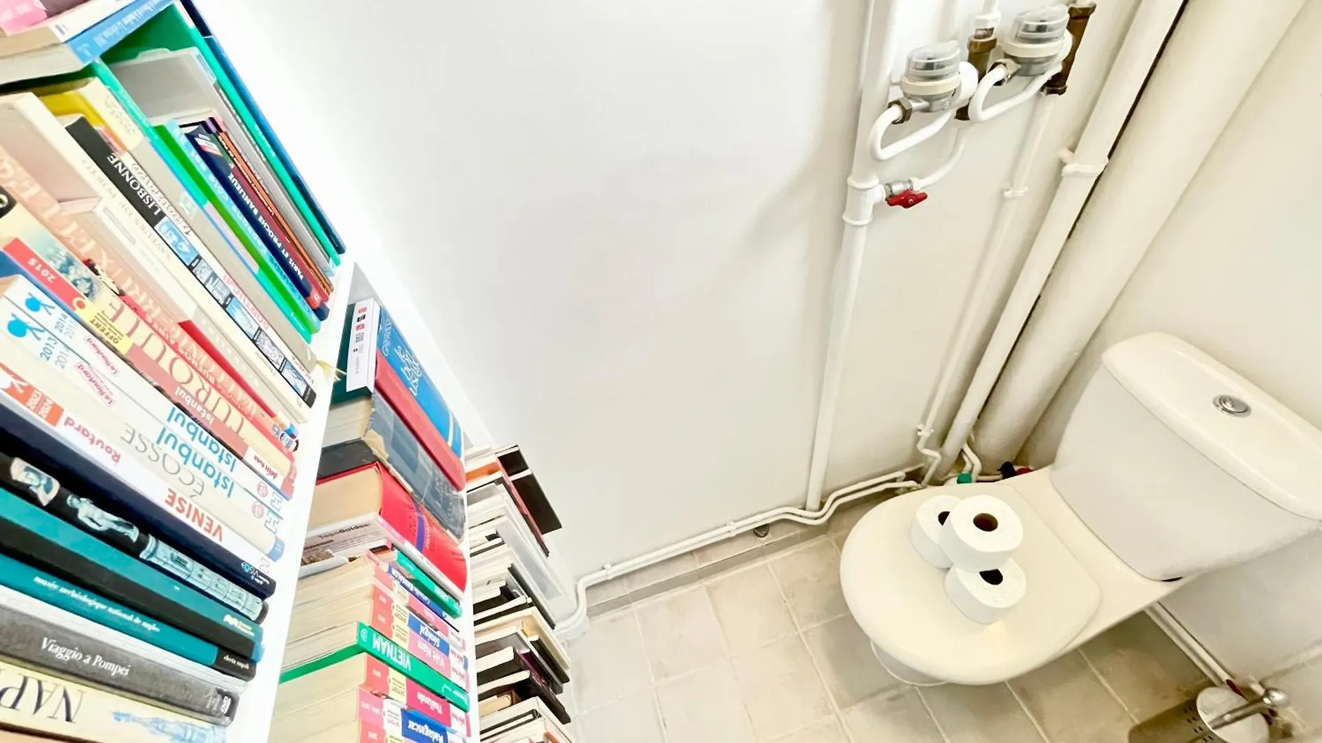 116 - 15eme Elegant Pied-a-terre De 80m2 Apartment *