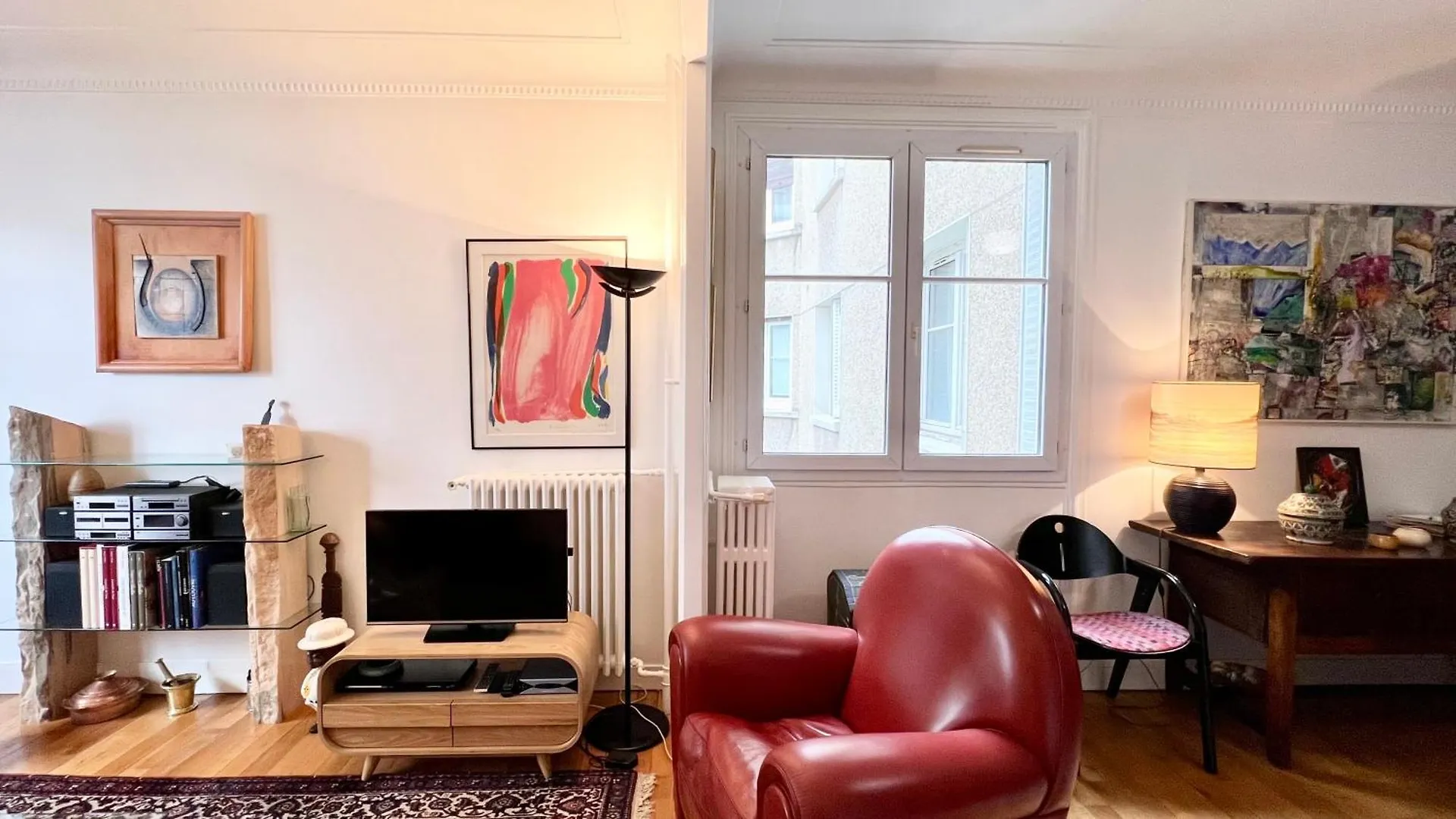 Apartment 116 - 15eme Elegant Pied-a-terre De 80m2